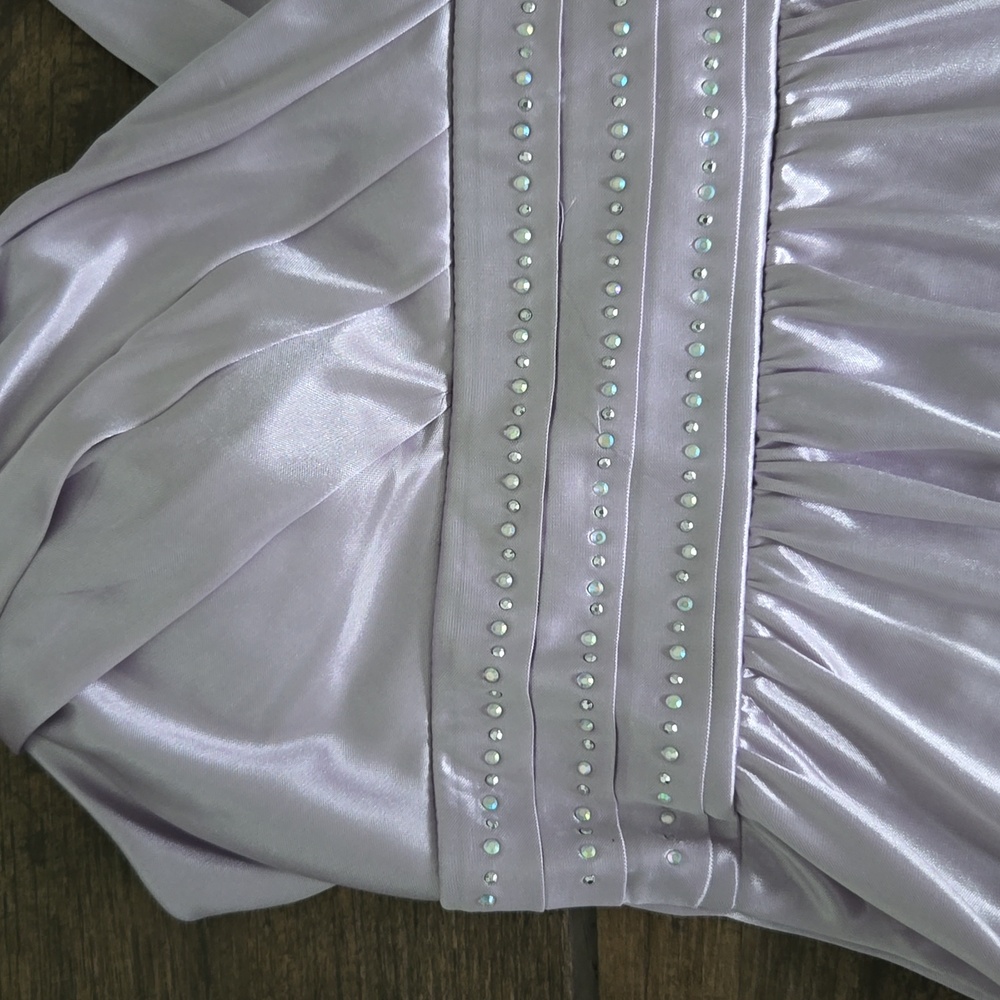 Dress - Picture 7 of 10
